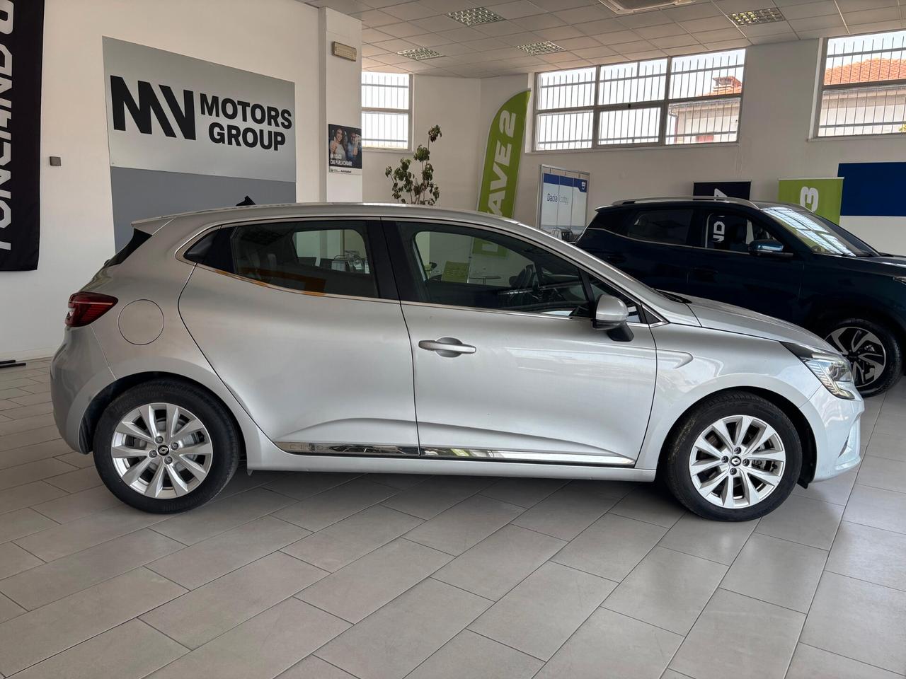 Renault Clio Full Hybrid E-Tech 140 CV 5 porte Intens