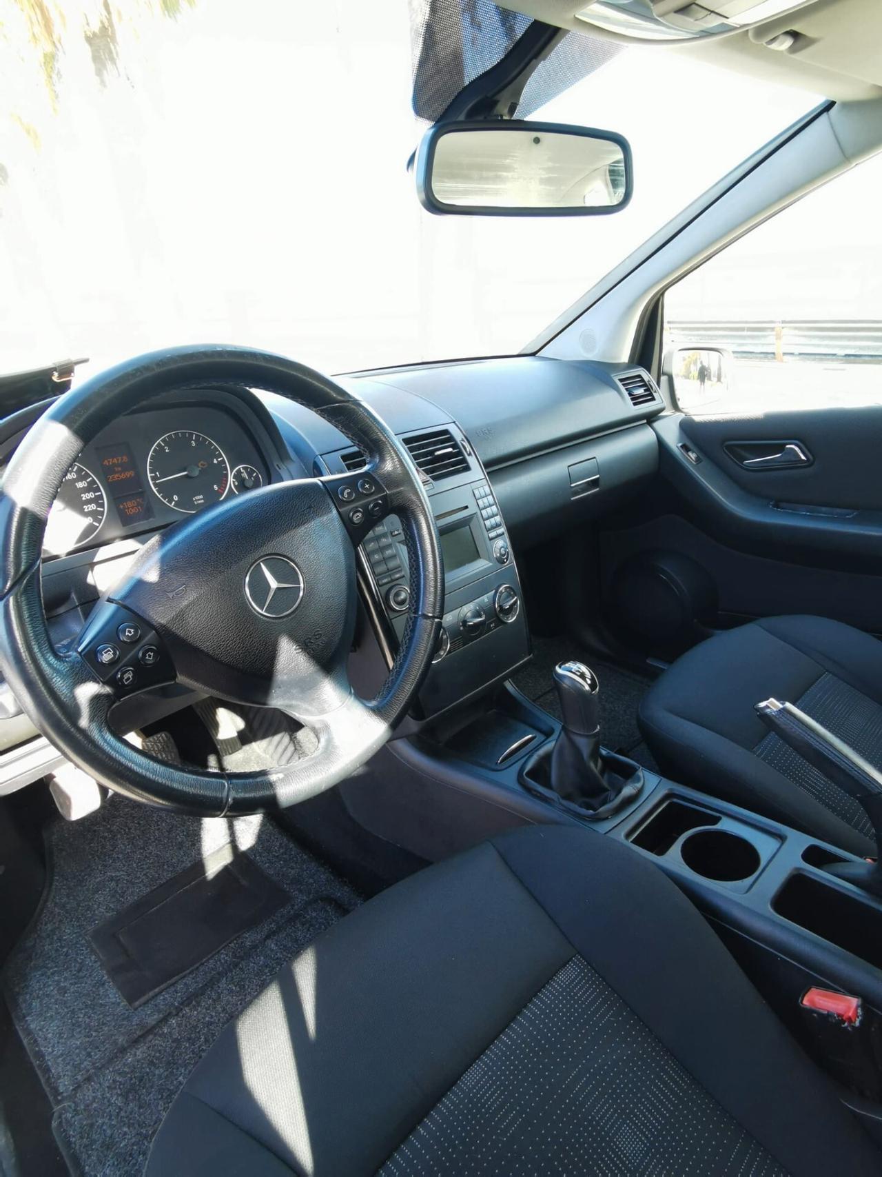 Mercedes-benz A 180 CDI Elegance 2011