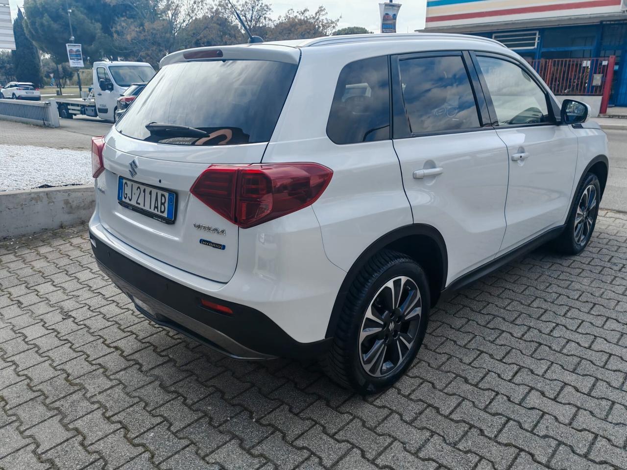 Suzuki Vitara 1.5 Hybrid A/T Starview