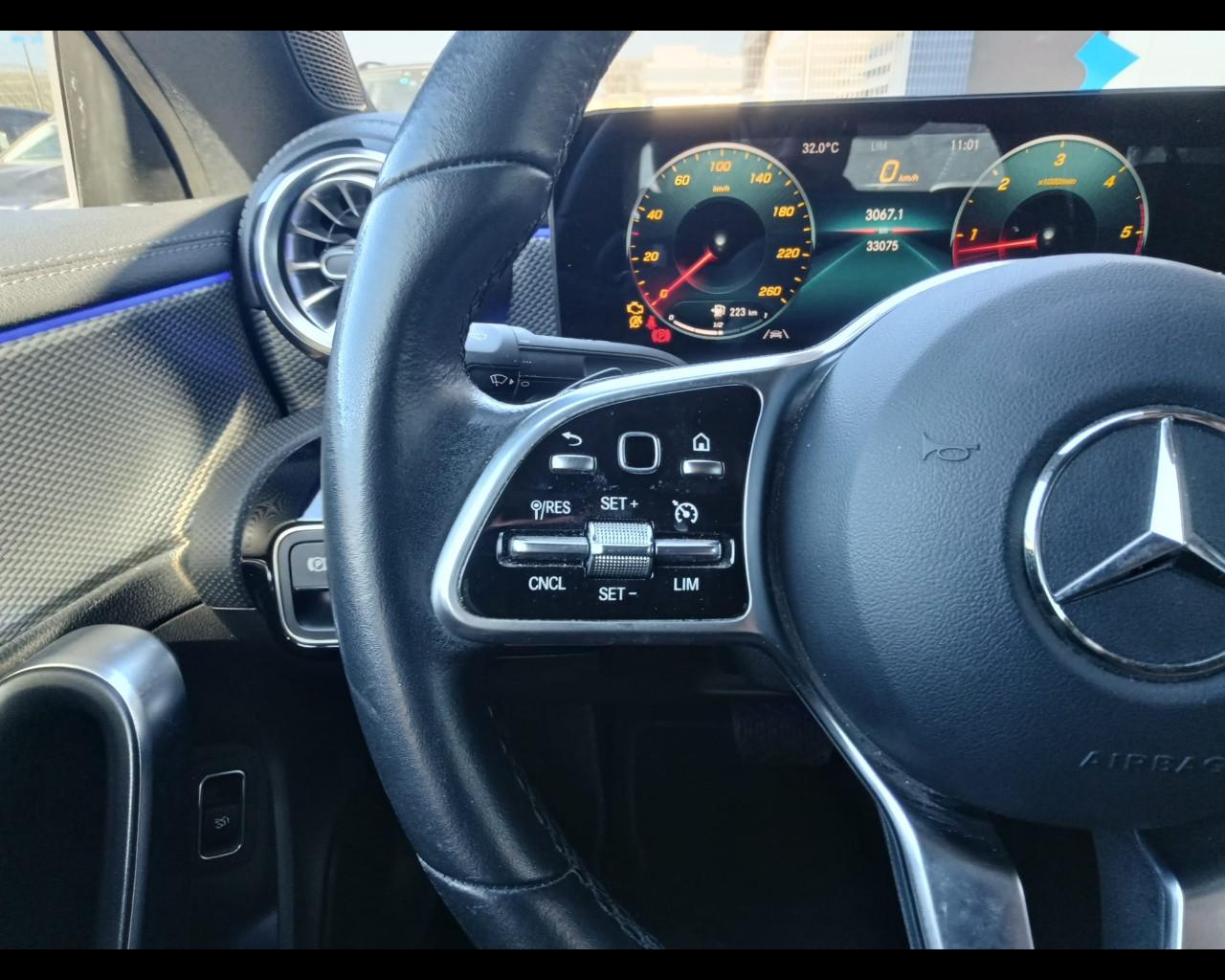 Mercedes-Benz CLA Coupe - C118 - CLA Coupe 180 d Sport auto