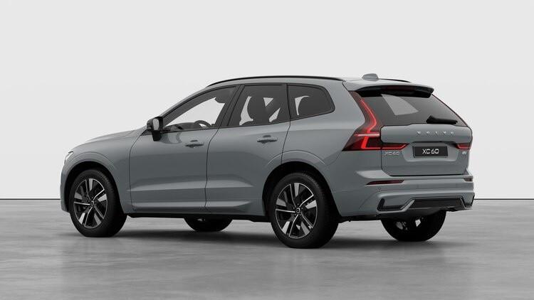 VOLVO XC60 PLUS DARK B5 AWD AUTO PREZZO PROMO FINO AL 31/12/2025