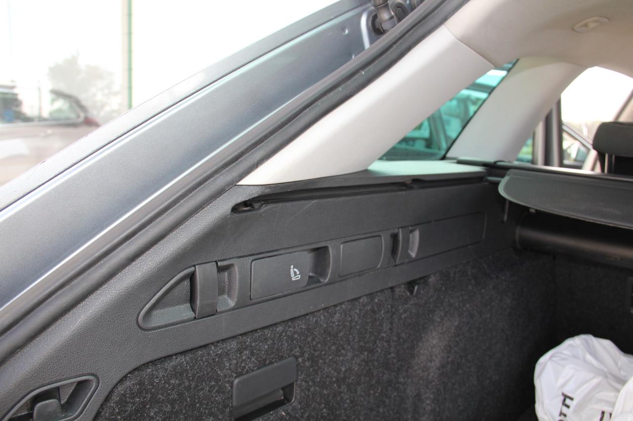 Skoda Superb 2.0 TDI DSG Wagon Executive (KW 110 - CV 150)