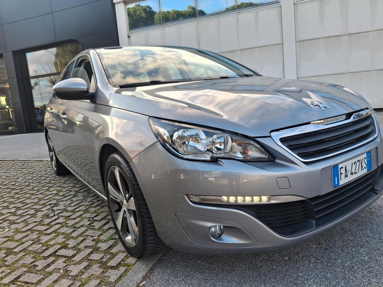 Peugeot 308-1.6 HDi 100 SW Business*SOLO 79000 KM.*