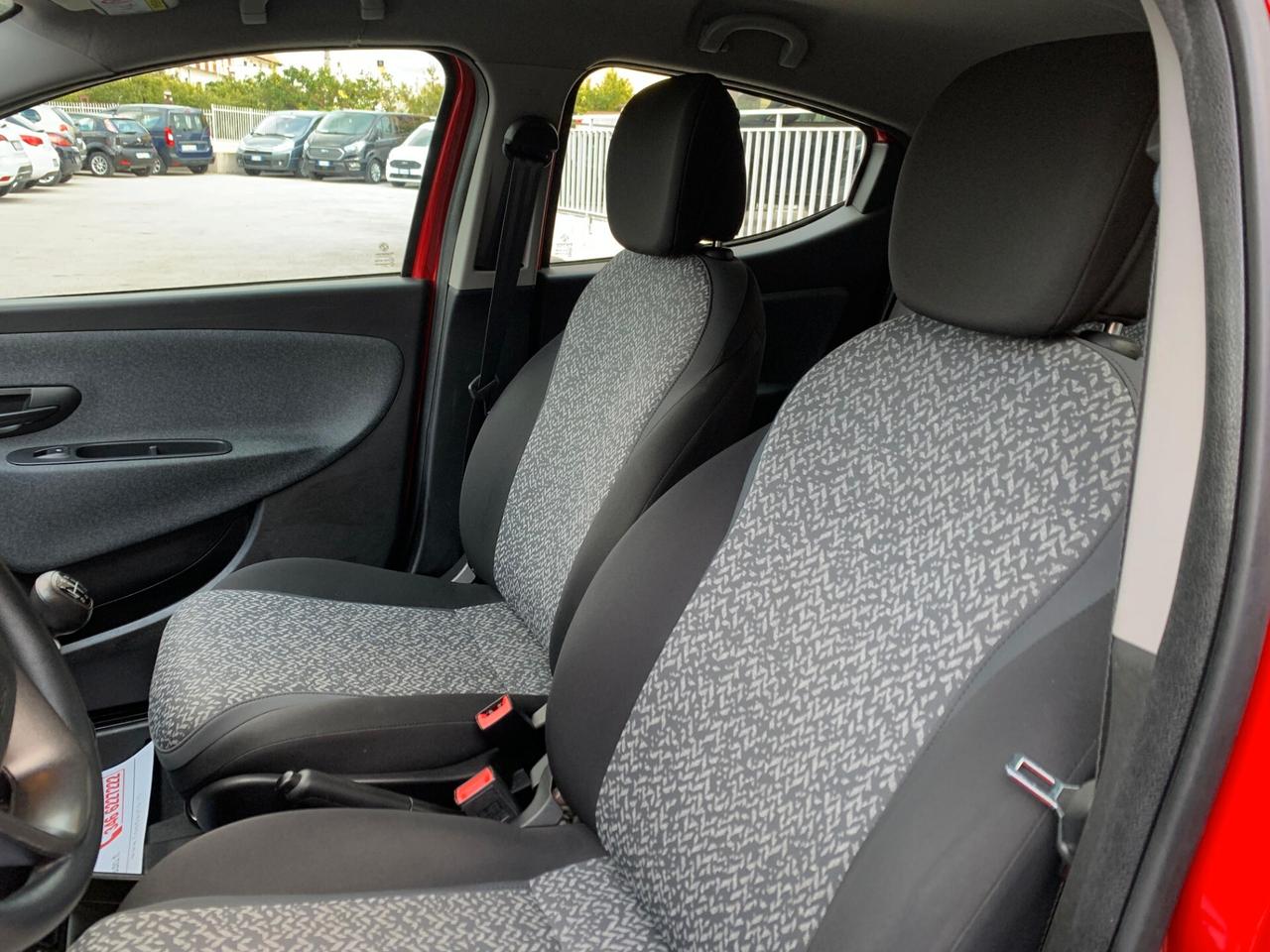 Lancia Ypsilon 1.2 69 CV 5 porte Elefantino Blu