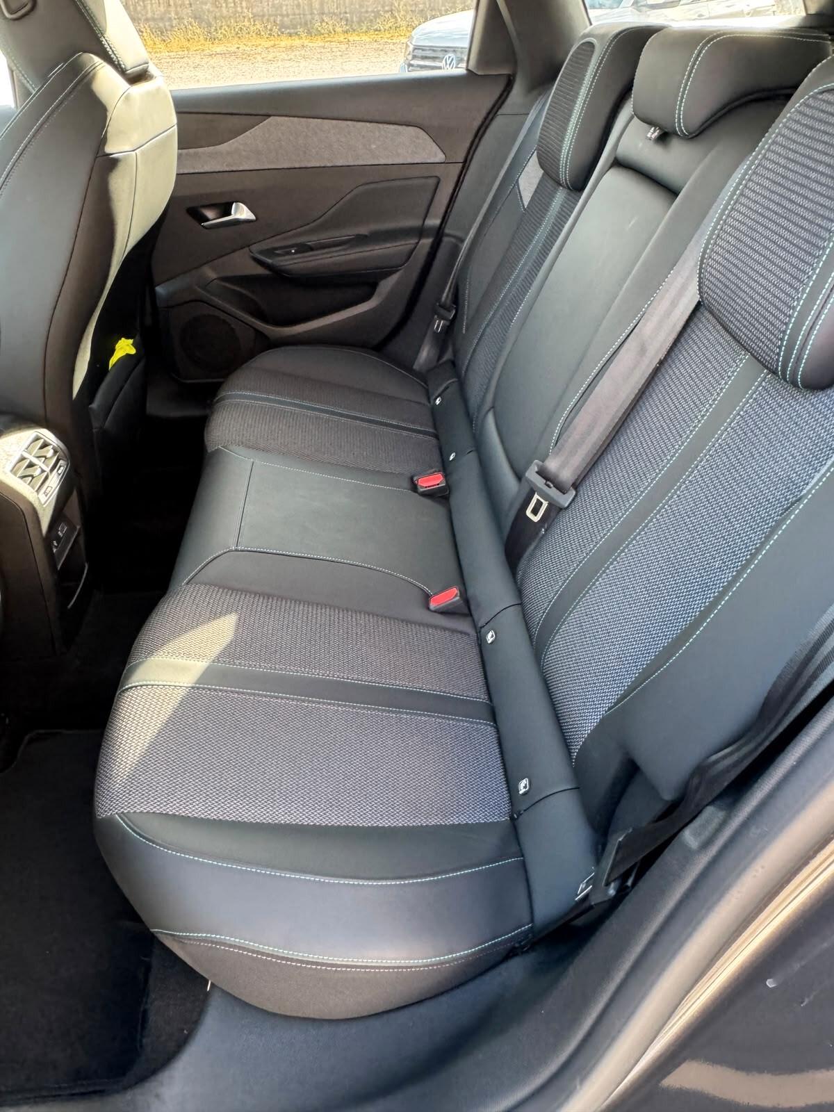 Peugeot 308 BlueHDi 130 S&S EAT8 SW Allure Pack