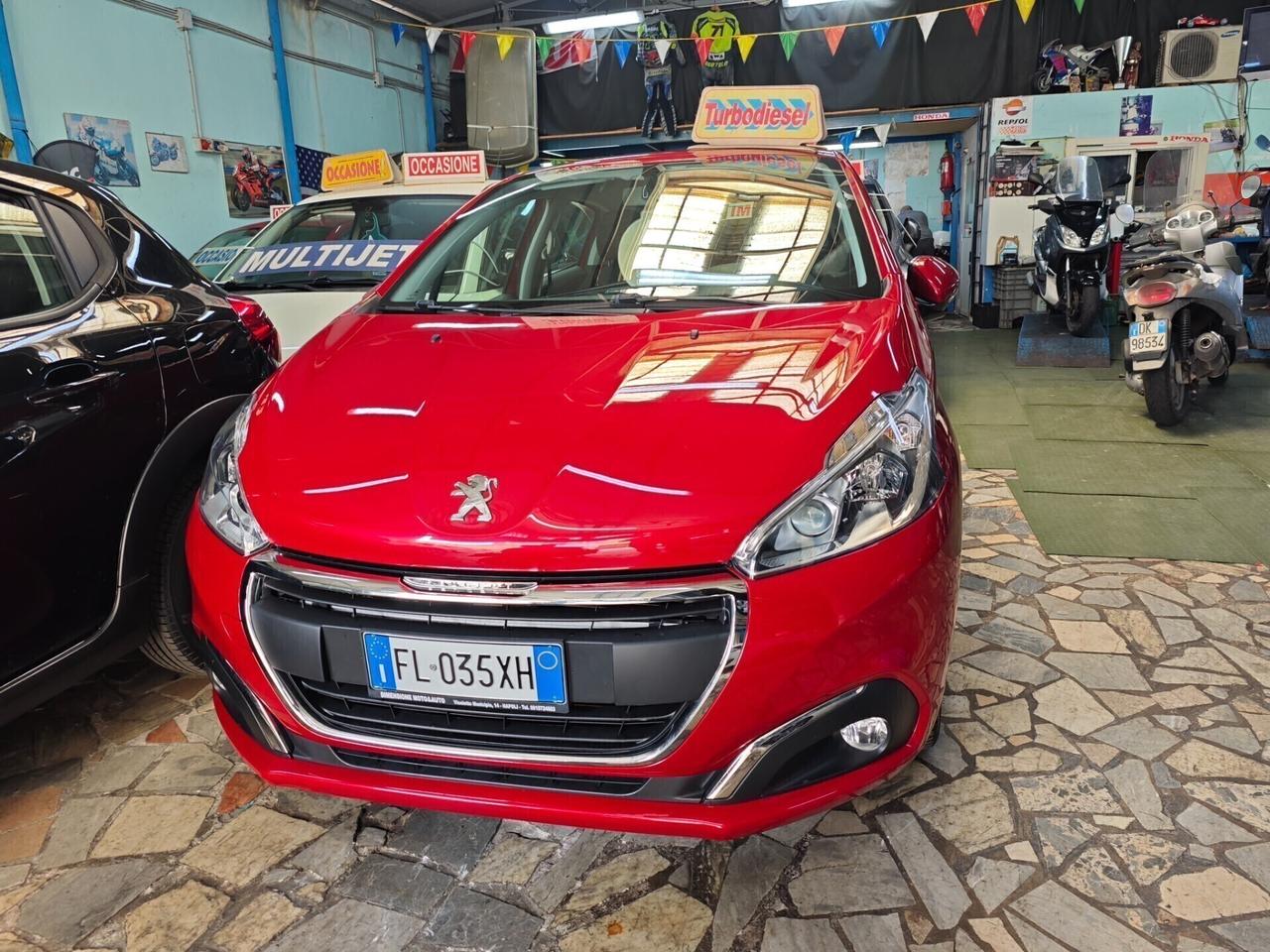 Peugeot 208 BlueHDi 75 5 porte Allure