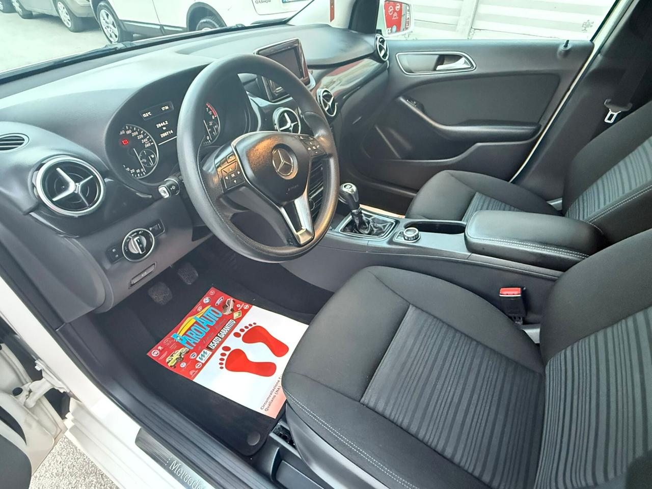 Mercedes-benz B 180 1.6 122cv Premium - 2013