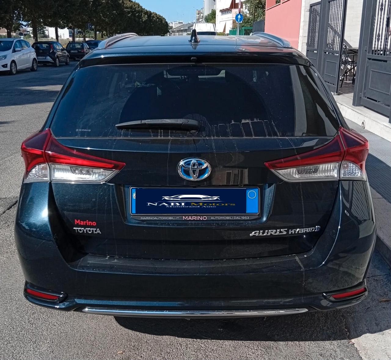 Toyota Auris Touring Sports 1.8 Hybrid Lounge