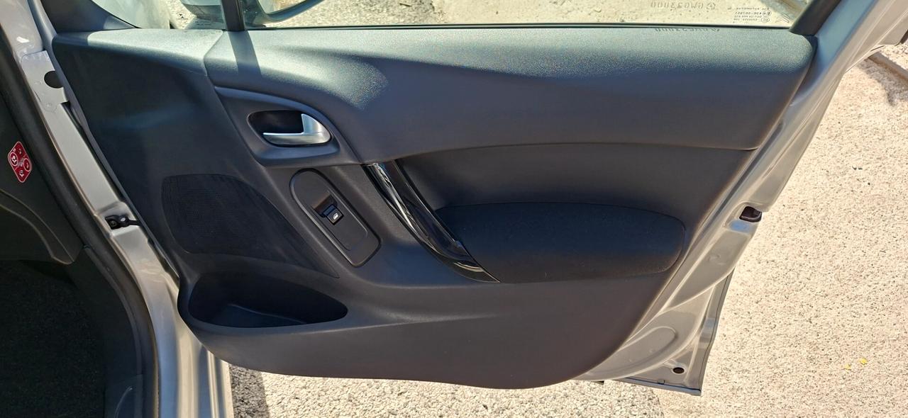 Citroen C3 PureTech 82 GPL Shine