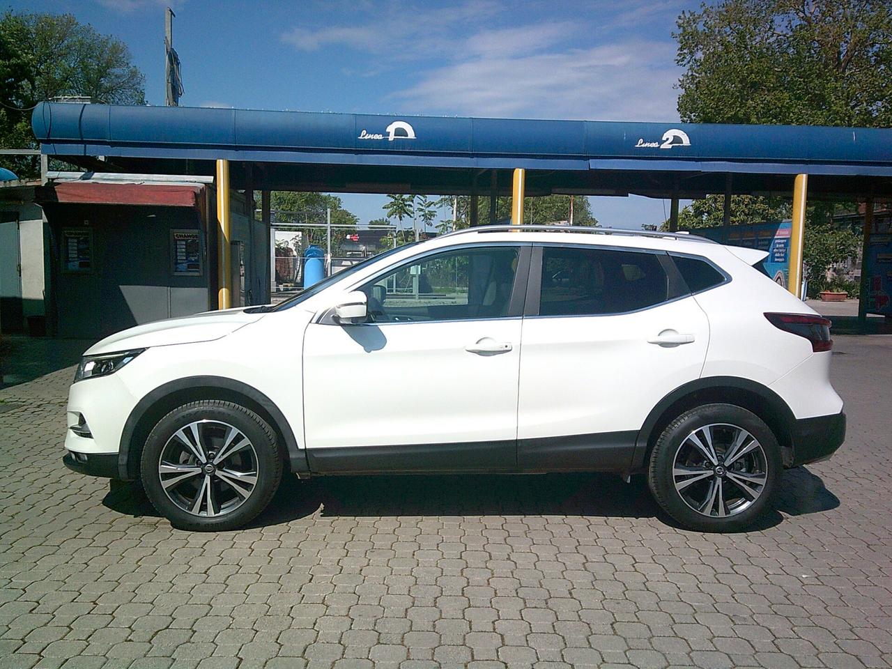 Nissan Qashqai 1.2 DIG-T N-Connecta*Apple Car Play*Tetto Panoramico*