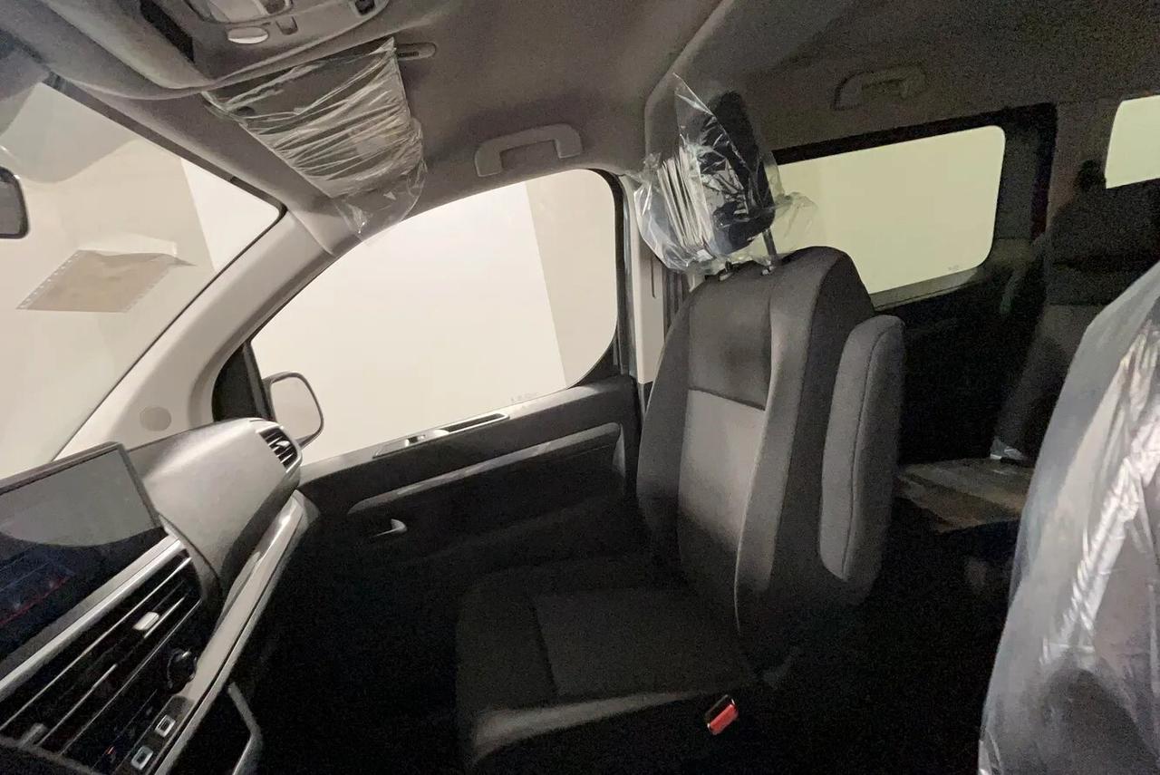 Ulysse 2.0 BlueHDi 180 CV AT8 L3 #pack*dab*nav