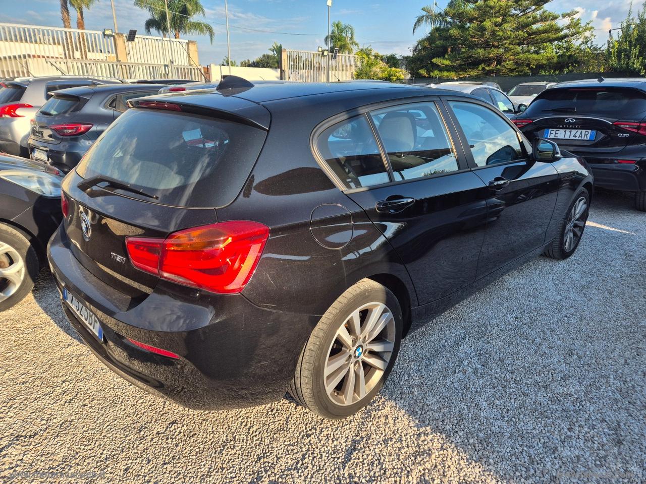 BMW 118i 5p. Sport