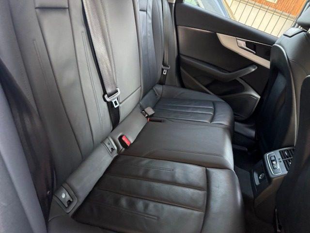 AUDI A4 allroad 40 TDI 204 CV S tronic Identity Contrast