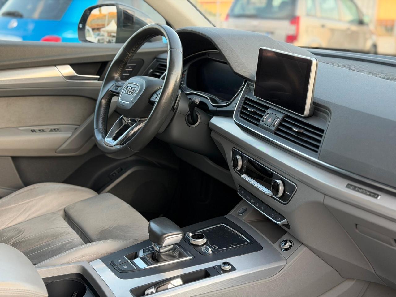 Audi Q5 2.0 TDI 190 CV quattro S tronic Business Sport