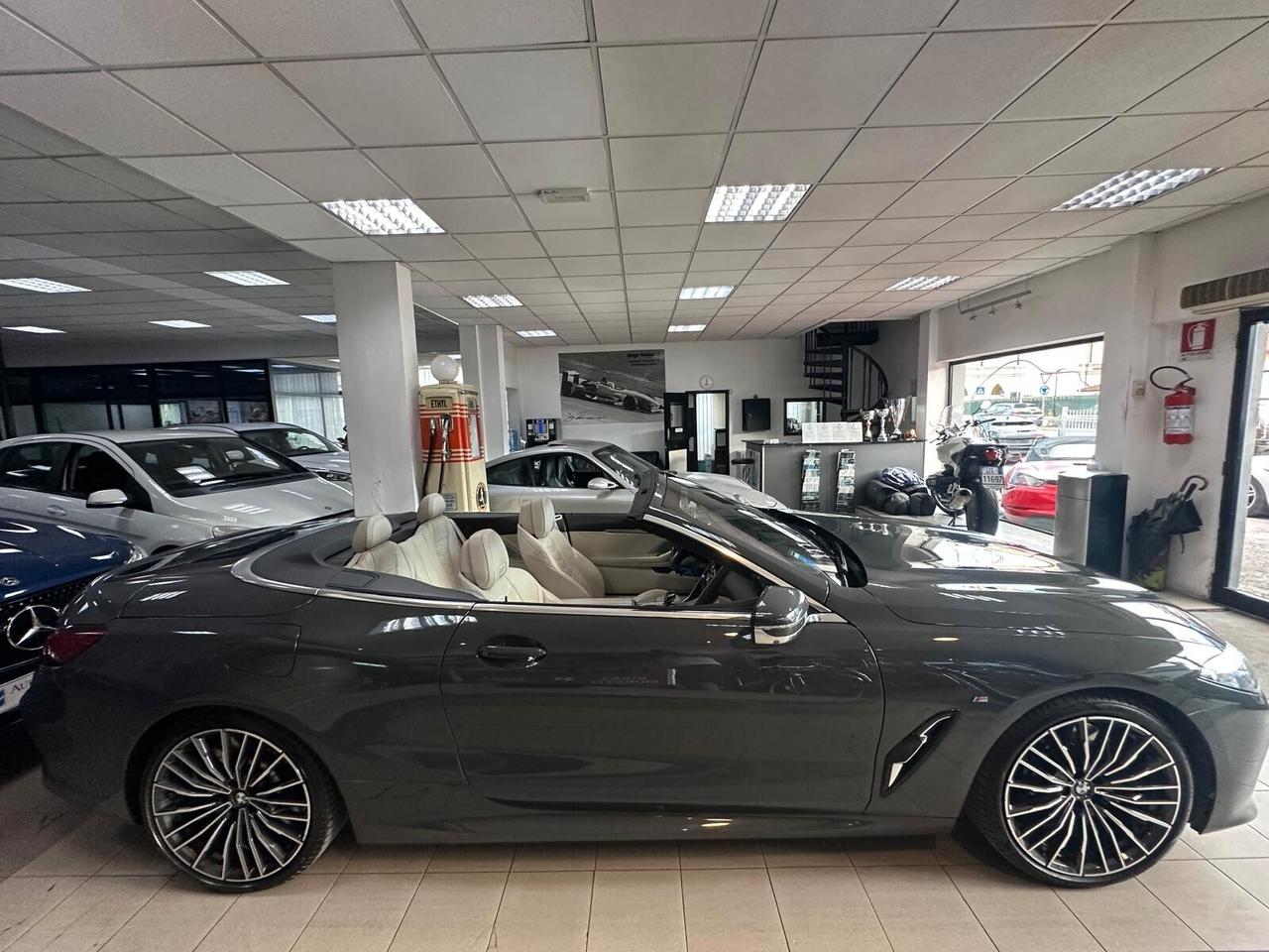 Bmw M 850 CABRIO X-DRIVE FULL PARI AL NUOVO TAGLIANDI UFFICIALI BMW