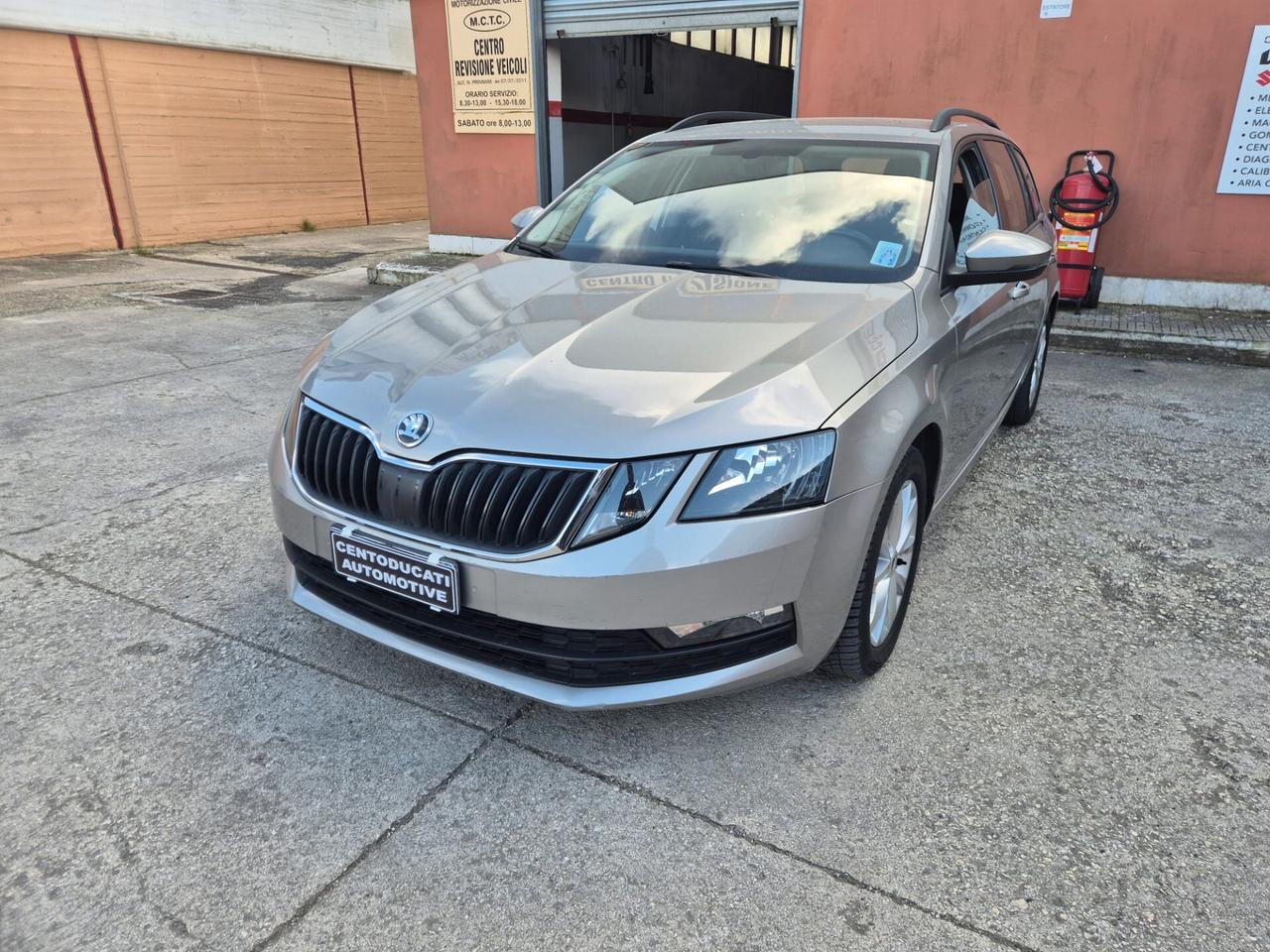 Skoda Octavia 1.5 DSG Wagon Executive G-Tec