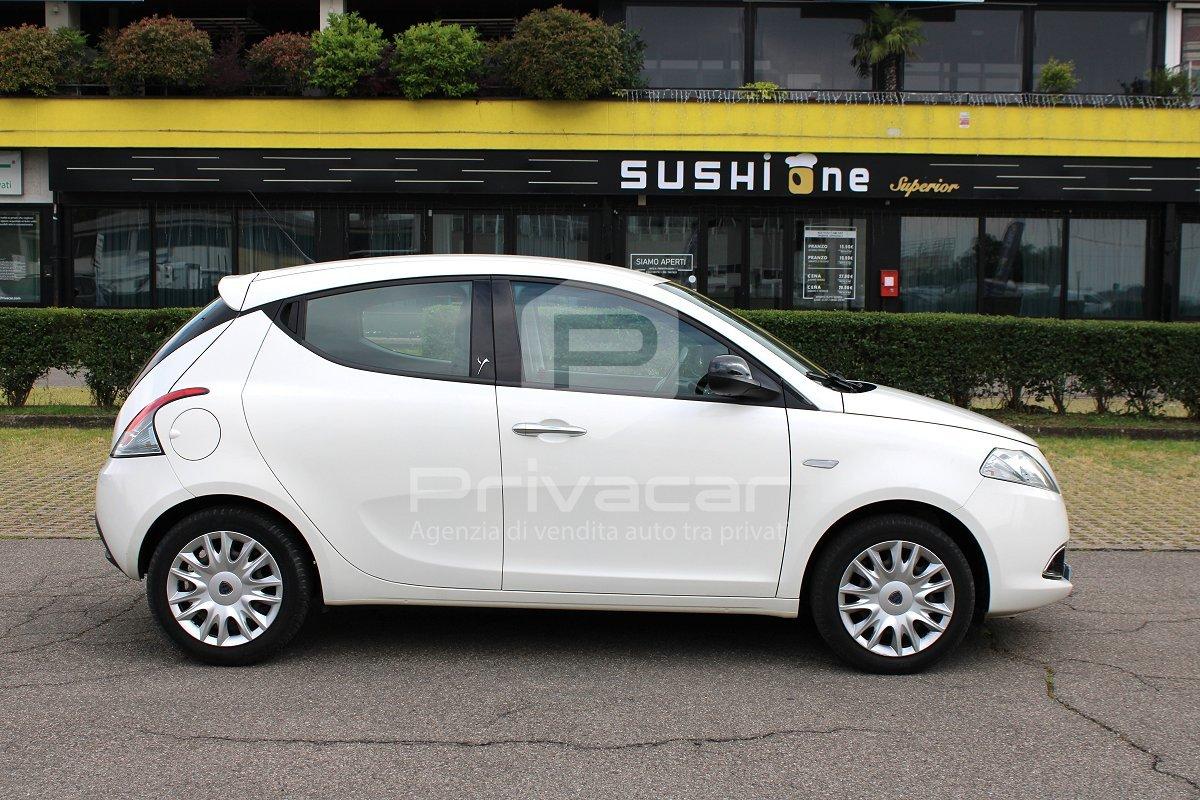 LANCIA Ypsilon 0.9 TwinAir 85 CV 5 porte S&S DFN Gold