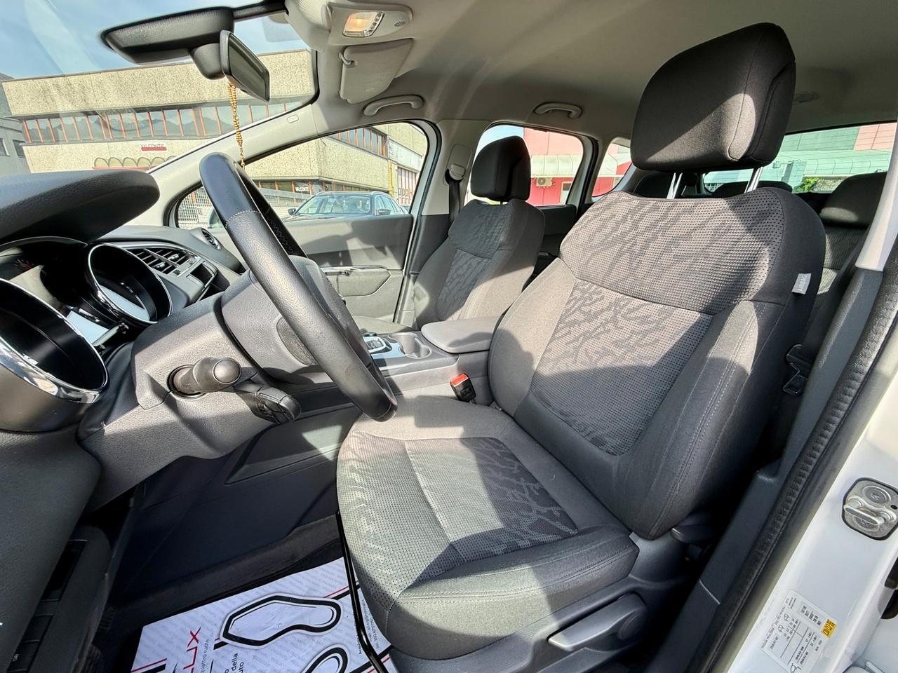 Peugeot 3008 1.6 HDi 115CV Allure 147.000Km