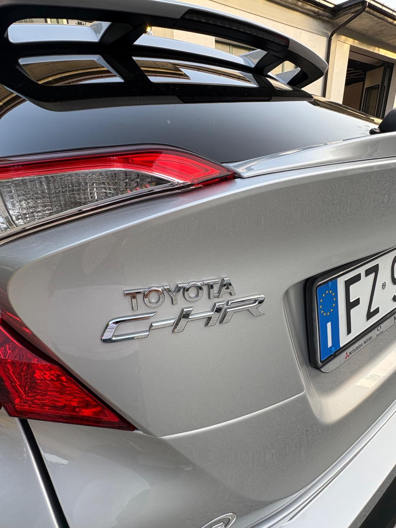 Toyota C-HR 1.8 Hybrid E-CVT Style+