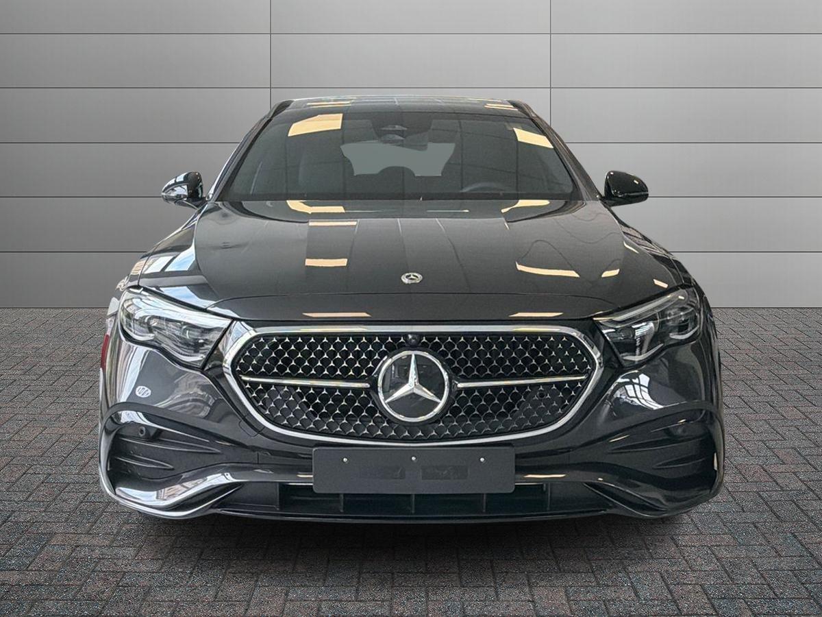 Mercedes-Benz E 220 d 4MATIC Station Wagon