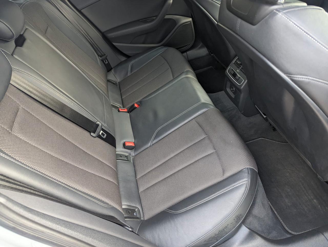 Audi A4 A4 Avant 40 2.0 tdi S Line quattro 190cv s-tronic