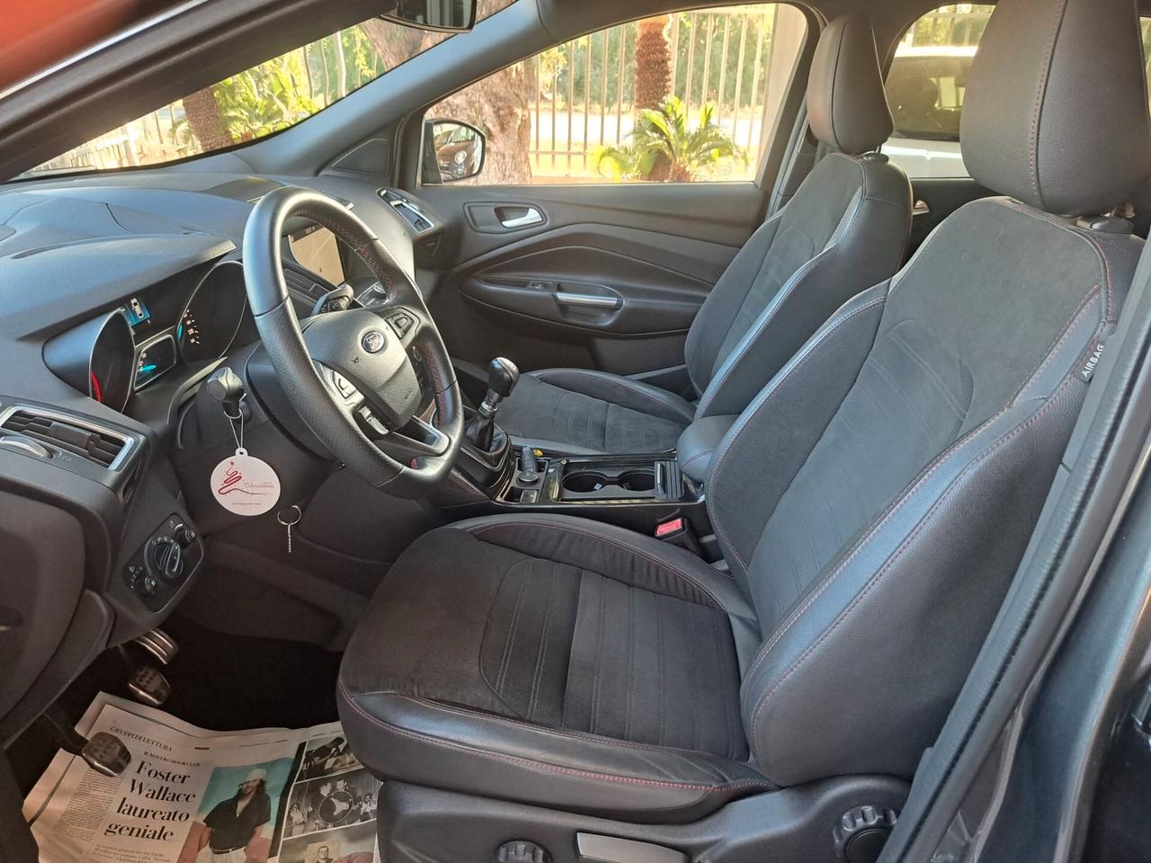 Ford Kuga 1.5 TDCI 120 CV S&S 2WD ST-Line