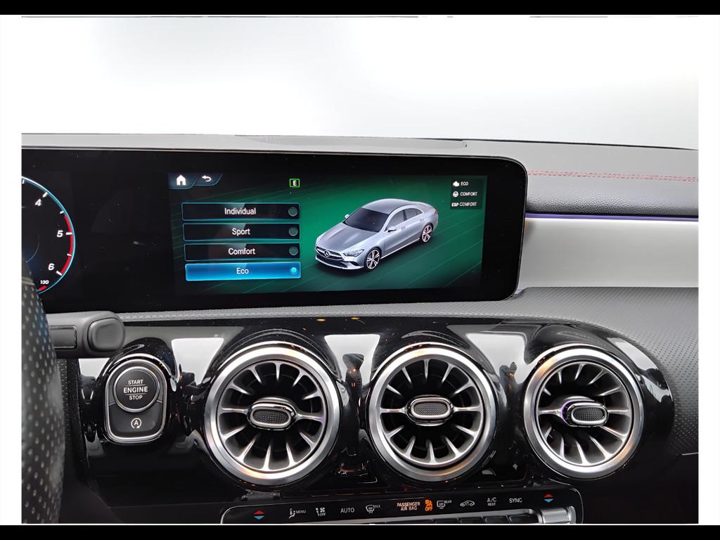 Mercedes-Benz CLA Coupe - C118 - CLA Coupe 180 d Premium auto