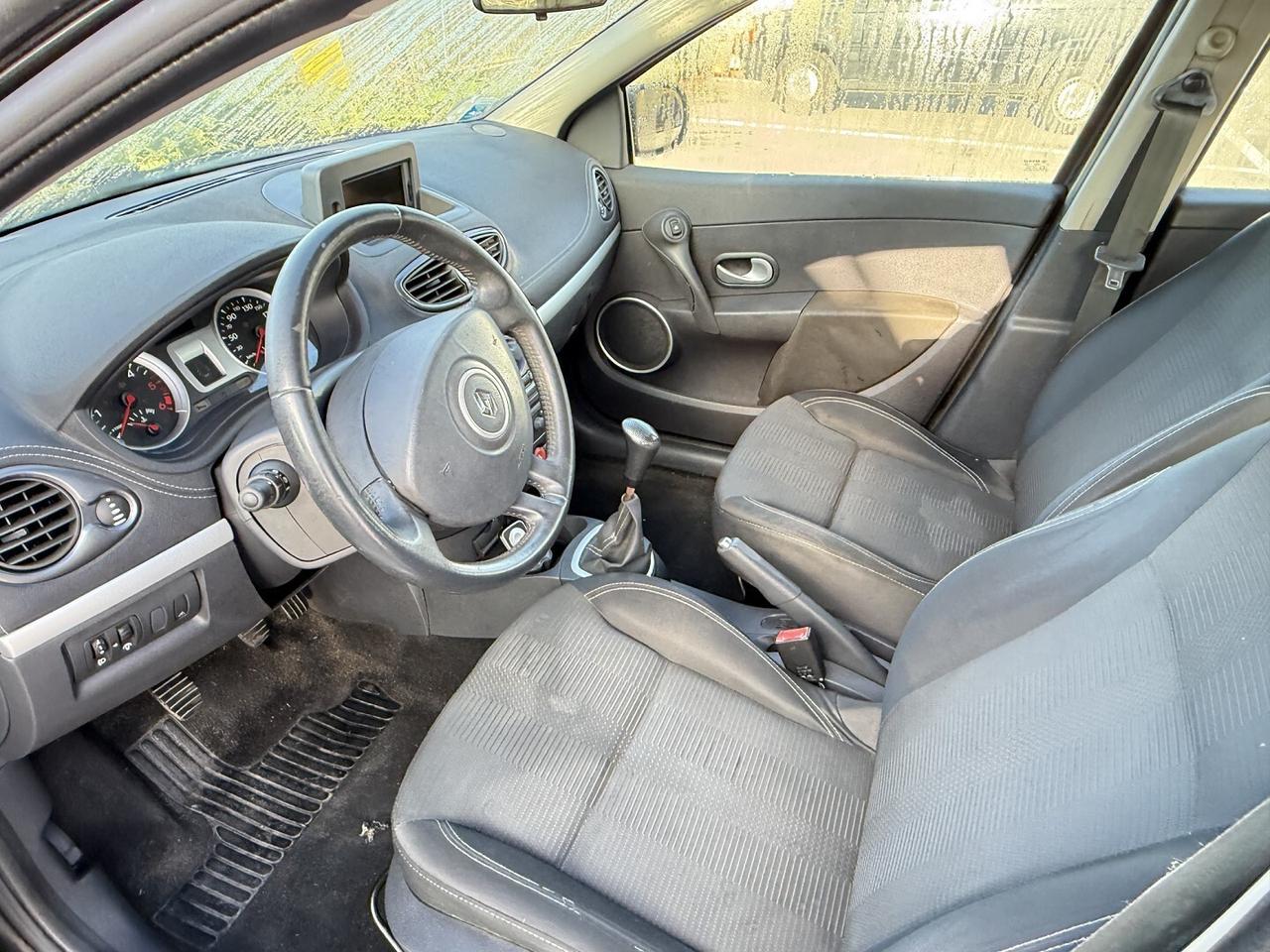 RENAULT CLIO 3 SERIE 1.5 DCI ADATTA NEIOPATENTATI