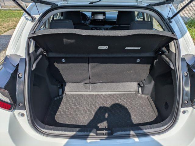 TOYOTA Yaris 1.0 5 porte