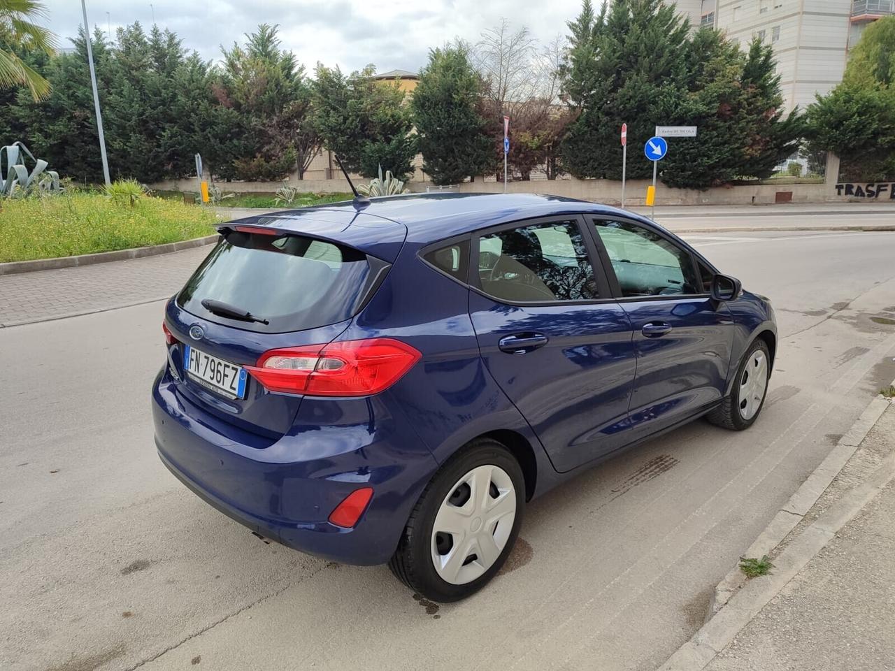 Ford Fiesta 1.5 TDCi 85CV CAR PLAY 2018!