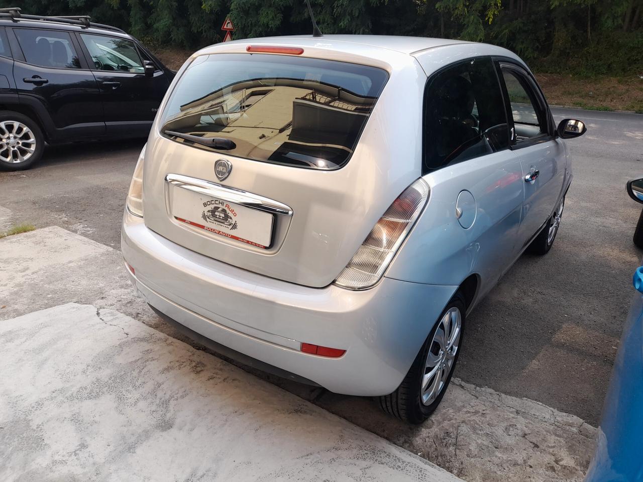 Lancia Ypsilon 1.2 Argento