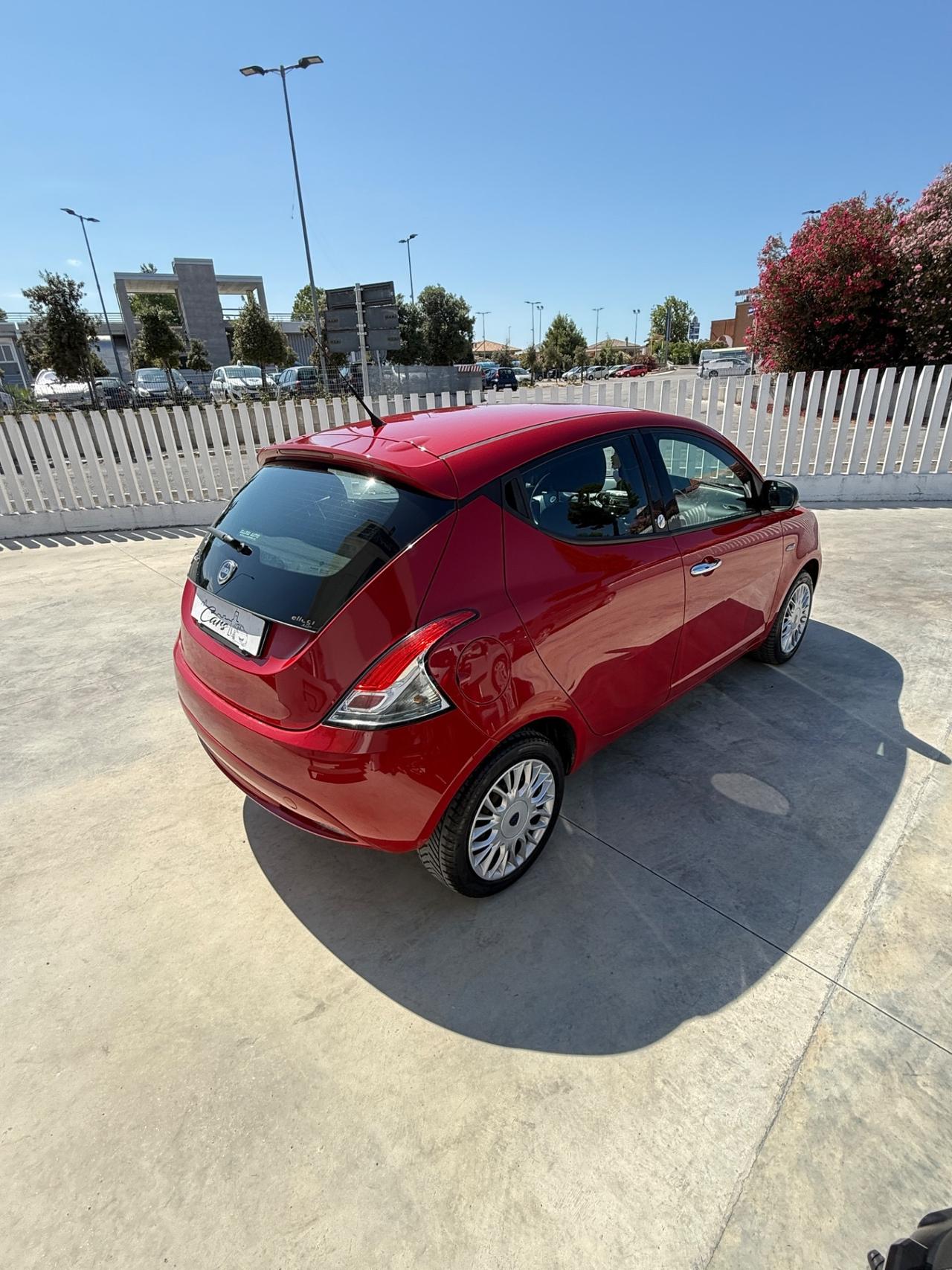 Lancia Ypsilon 1.2 69 CV 5 porte GPL Ecochic Unyca