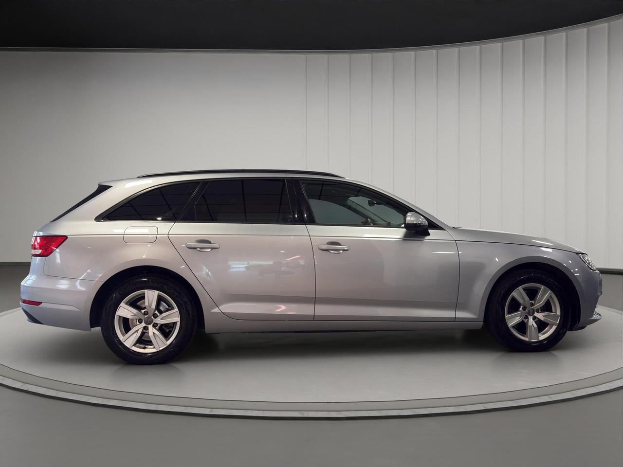 Audi A4 Avant 35 2.0 tdi Business 150cv s-tronic