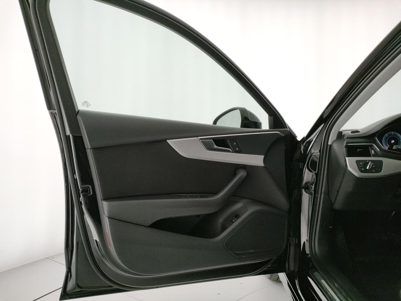 Audi A4 avant 35 2.0 tdi mhev business advanced 163cv s-tronic