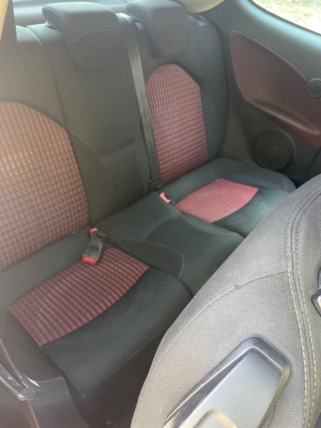 Alfa Romeo MiTo 1.6 JTDm 16V Distinctive Sport Pack
