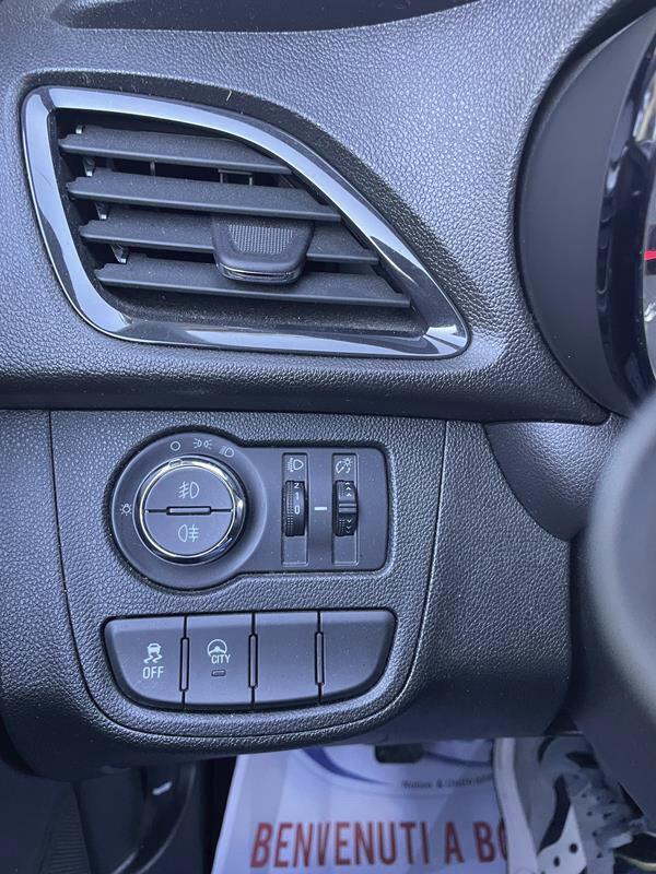 Opel Karl Rocks 1.0 73 CV Sistema android, Apple CarPlay, Sensori parck