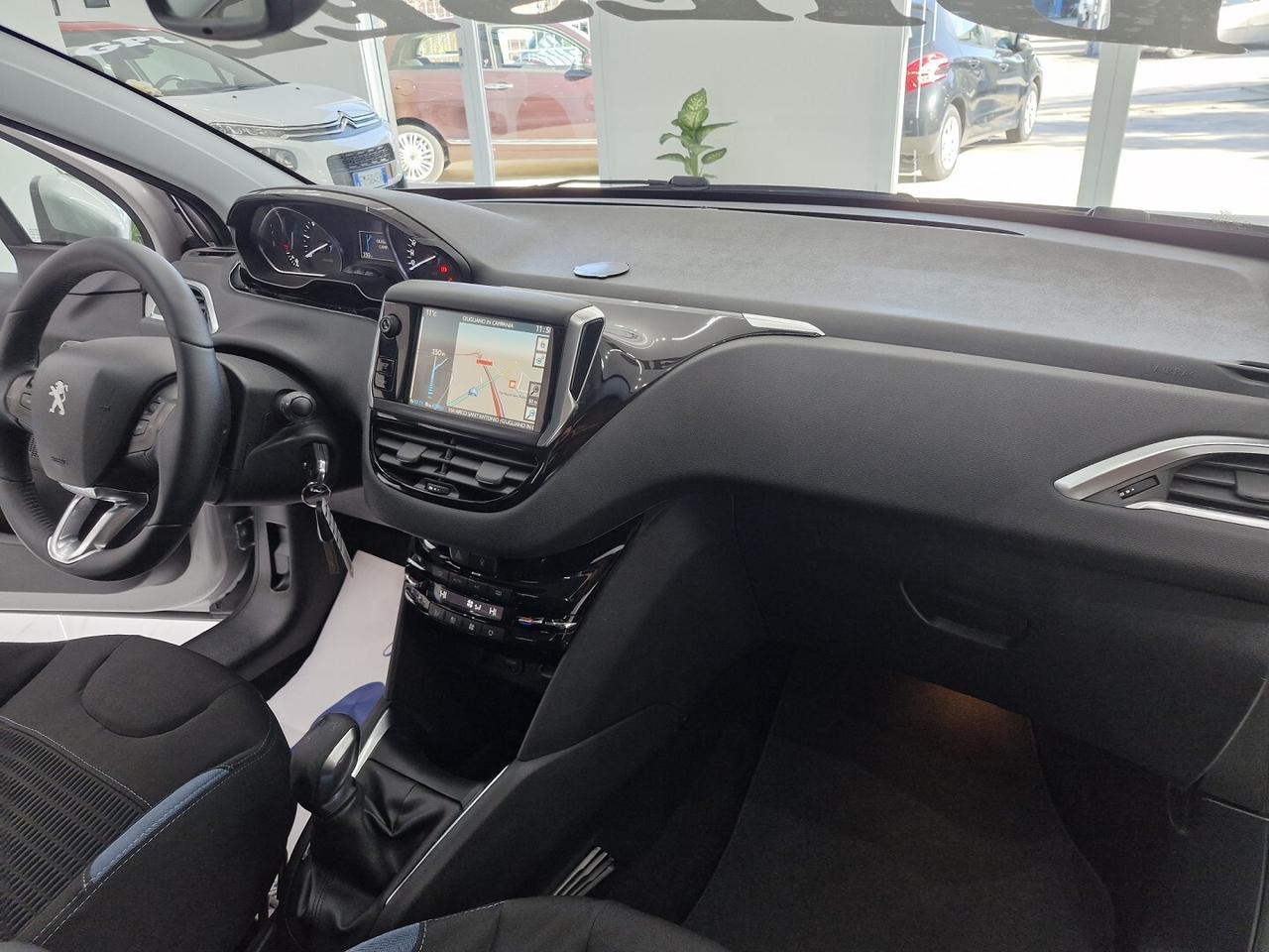 PEUGEOT 208 1.4 HDi 68CV ALLURE