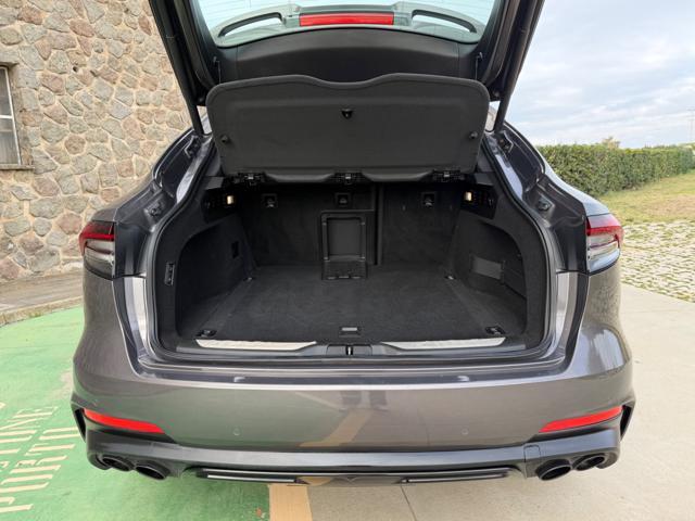 MASERATI Levante MY22 GRANSPORT+TETTO+BLACK PACK+PINZE GIALLE