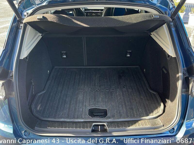 Lynk & Co 01 01 PHEV