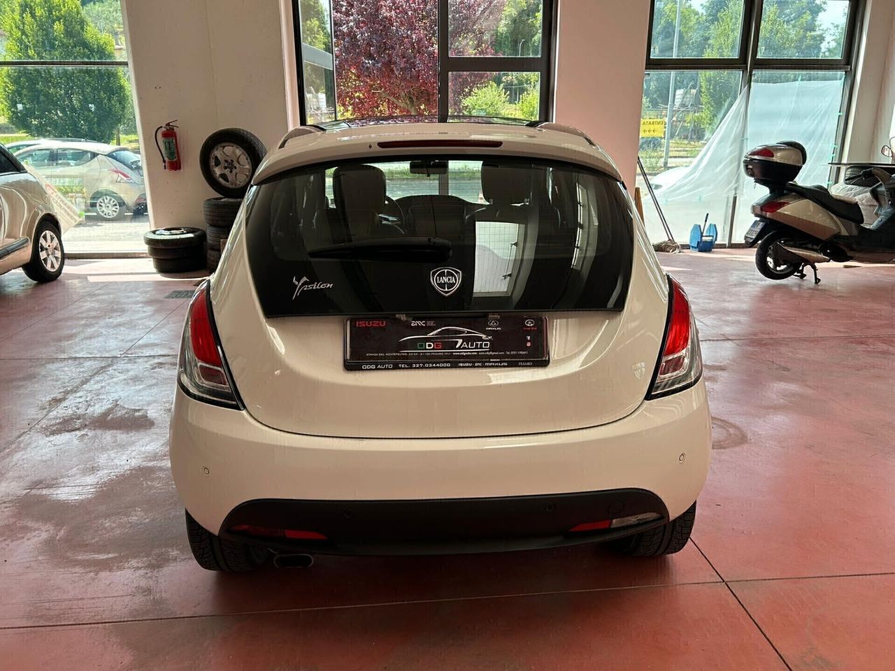 LANCIA YPSILON serie4 GPL Orig. Lancia 1.2 CV 69 ECOCHIC-PLATINUM garanzia 12 mesi