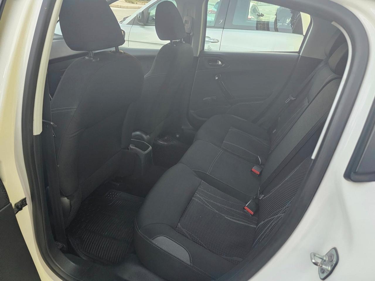 Peugeot 208 1.4 VTi 95 CV 5p. GPL Allure