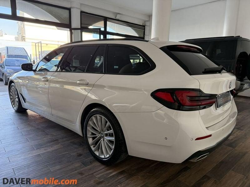 BMW Serie 5 520d 48V Touring Luxury TETTO PAN