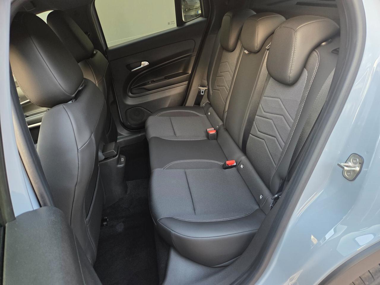 Jeep Avenger E-Hybrid 1.2 110 cv Dct Summit KM0 TETTO NERO