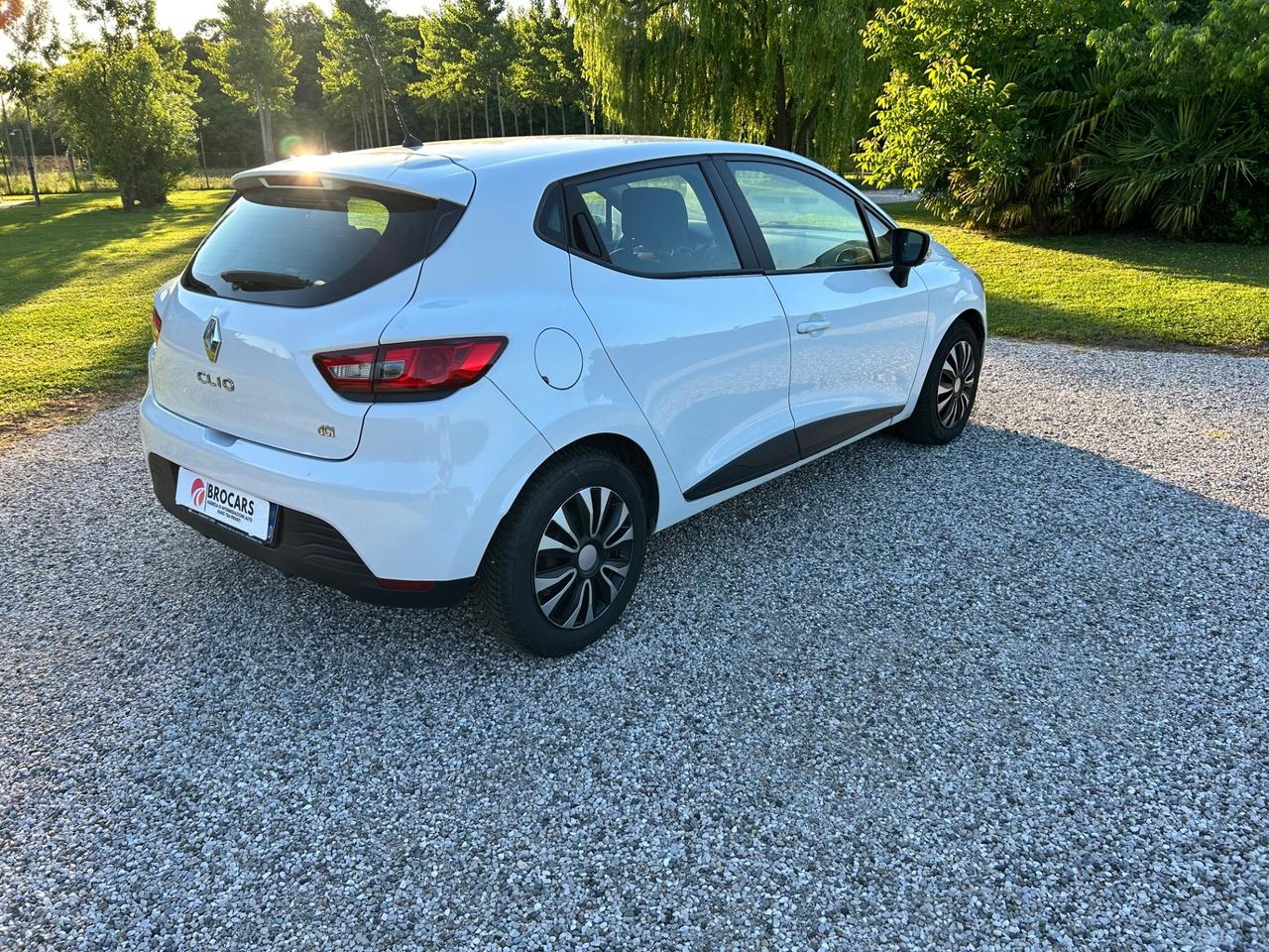 Renault Clio 1.5 dCi 75CV