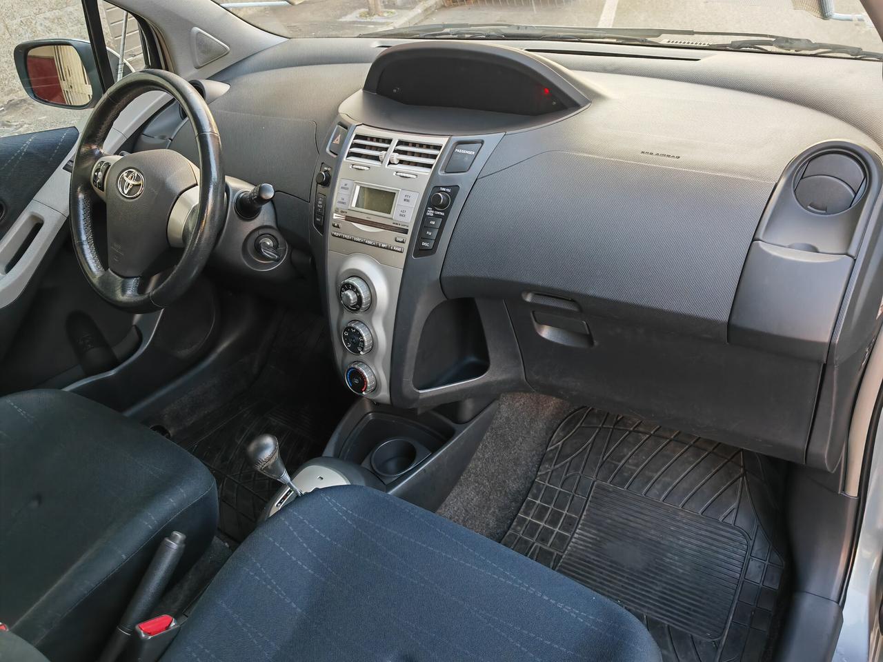 TOYOTA YARIS 1.3 BENZINA CV87 KW64 M-MT SOL