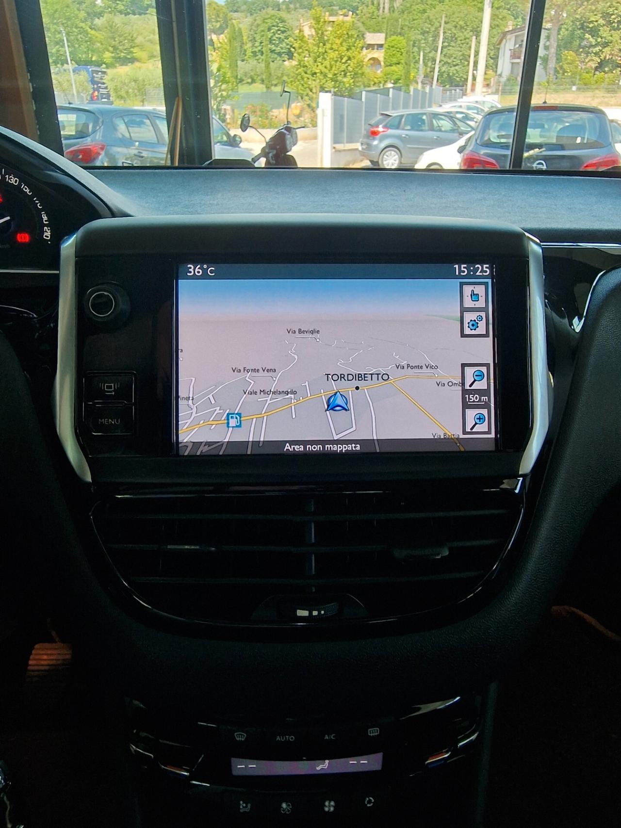 Peugeot 208 1.6 e-HDi 115 CV Stop&Start 5 porte Allure