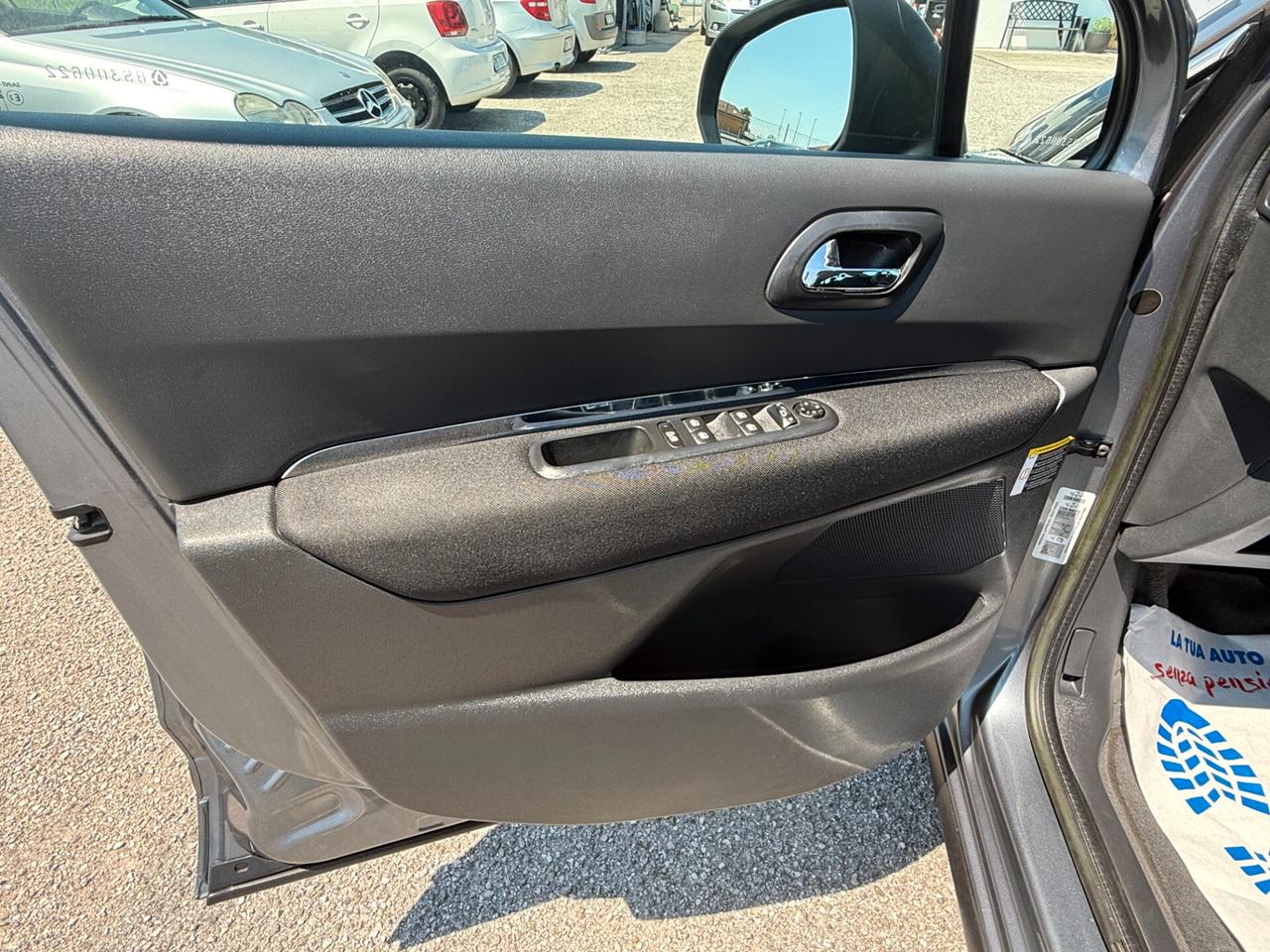 Peugeot 3008 1.6 e-HDi 112CV Automatico ""Km113.500""