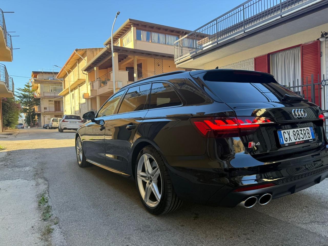 Audi A4 S4 Avant TDI quattro tiptronic sport attitude 341 cv