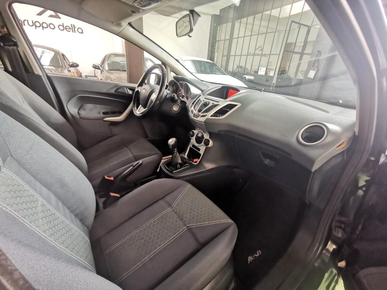 Ford Fiesta 1.4 Titanium plus GPL NEOPATENTATI GARANZIA 12 MESI