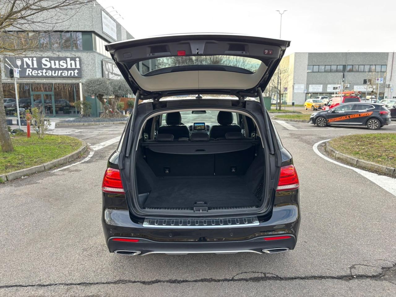 Mercedes-benz GLE 350 d 4Matic Premium Plus”AMG”